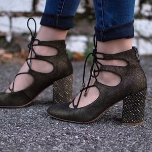 new Latigo Kamila Metallic bronze black Studded Lace Up Heels